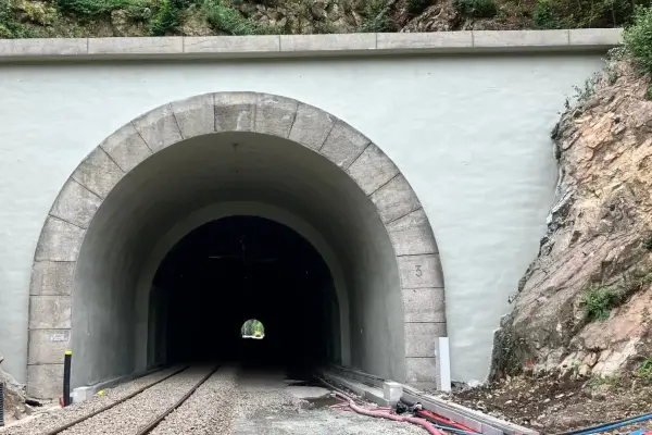 Nátěry protihlukových stěn, sil a tunelů